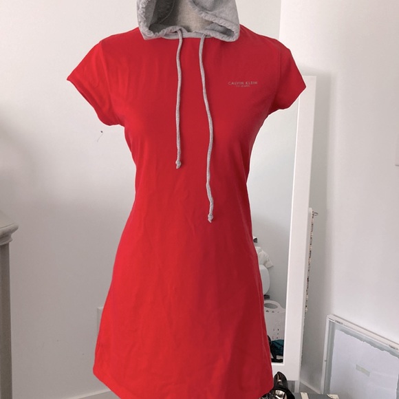 Calvin Klein dress with hoodie - Picture 5 of 8